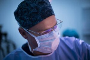Dr. Alex (Alex Campbell), Colombian Plastic Surgeon at TreVita